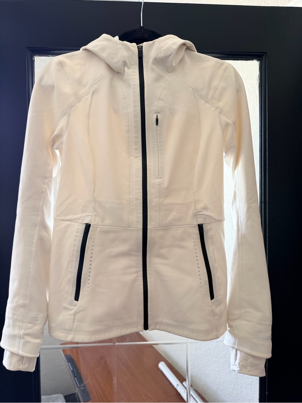 Cross chill Jacket white